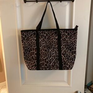 Animal print tote bag NWOT